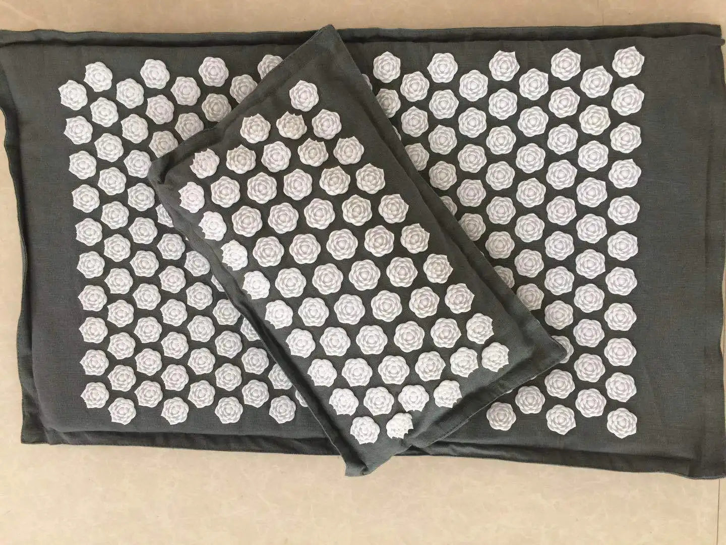 Lotus Spike Acupressure Mat & Pillow Set