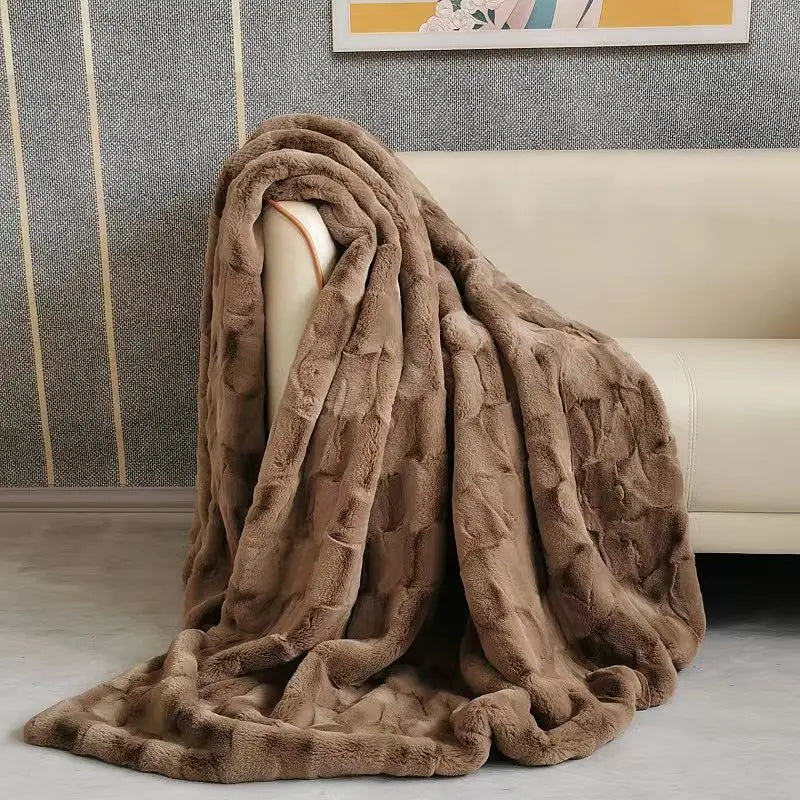 Luxury Faux Fur Mink Throw Blanket – Double Layer Soft & Warm
