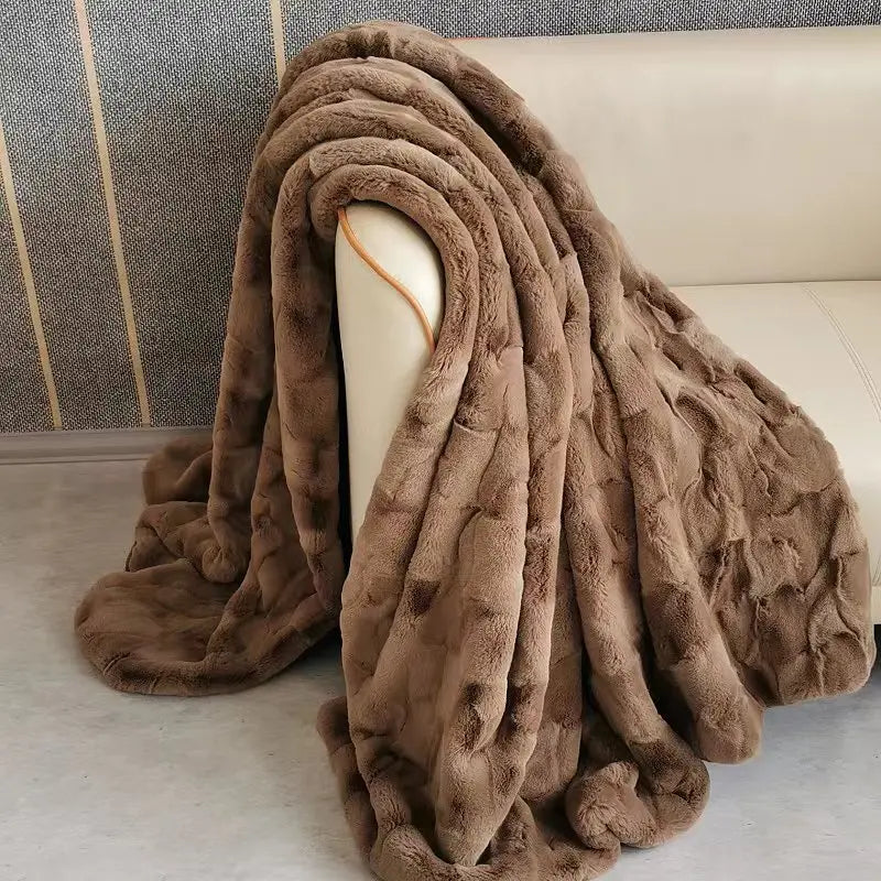Luxury Faux Fur Mink Throw Blanket – Double Layer Soft & Warm